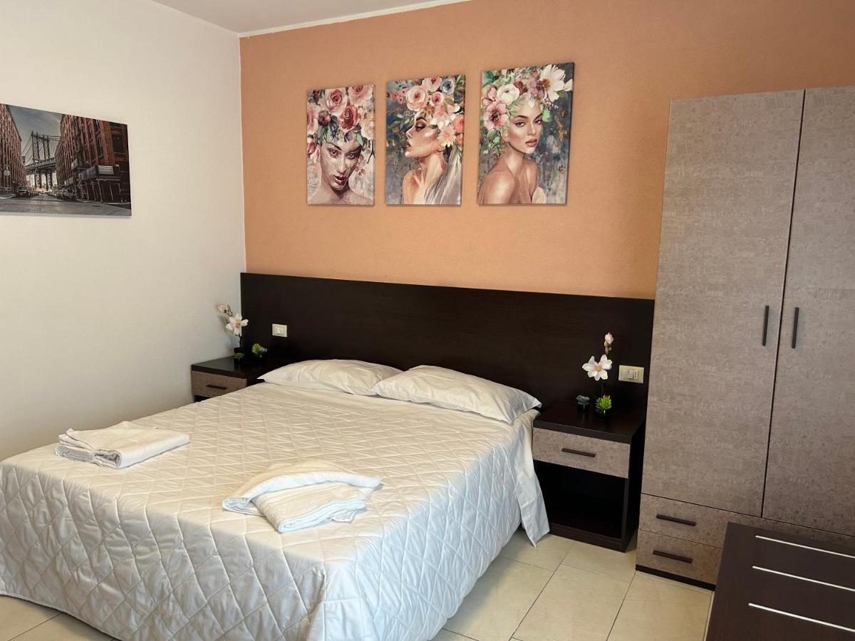 Bed & Breakfast La Rondinella Cerasolo Exterior foto